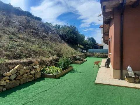 Casa de 90 m² en Arija