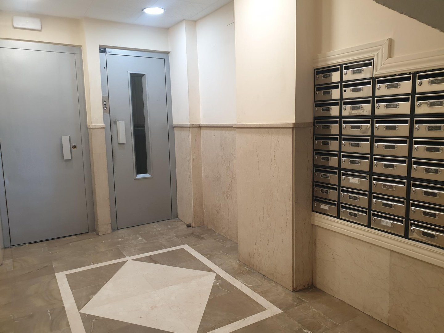 Piso de 118 m² en Granada