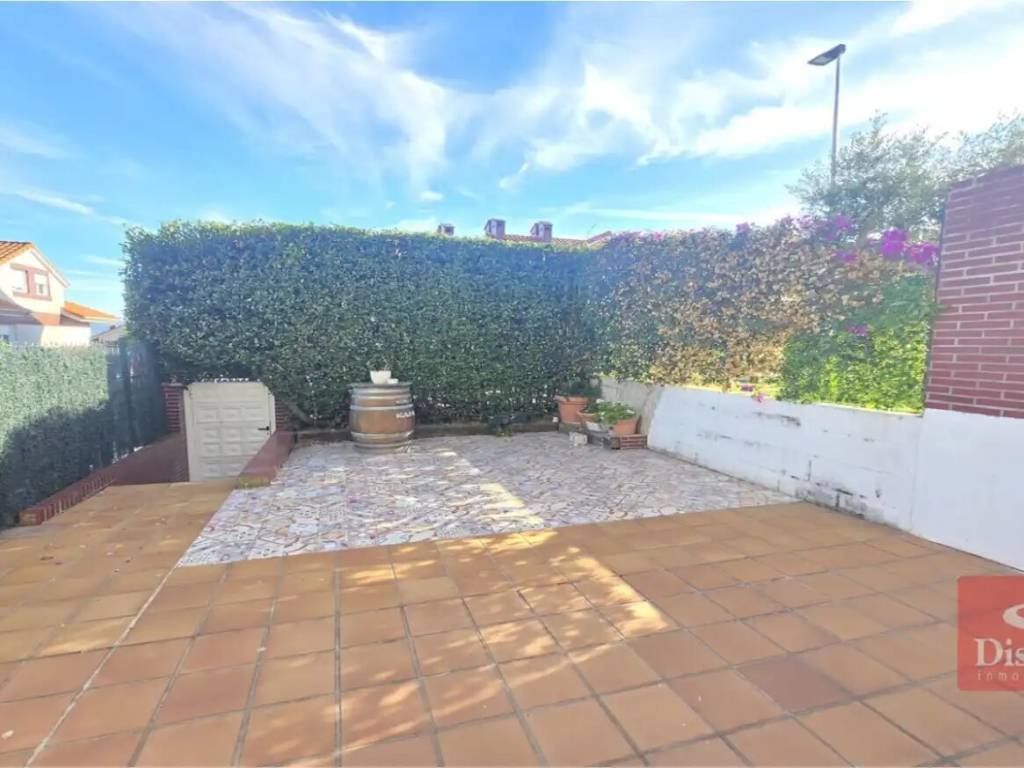 Haus 136 m² in Santander