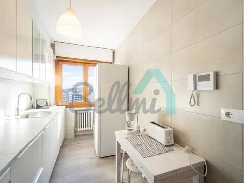 Piso de 85 m² en Oviedo