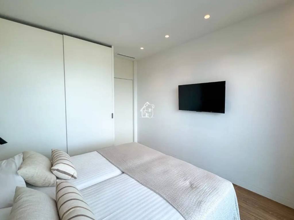 Pis de 360 m² a Oriola