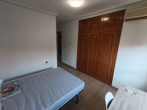Quarto para alugar, Albacete