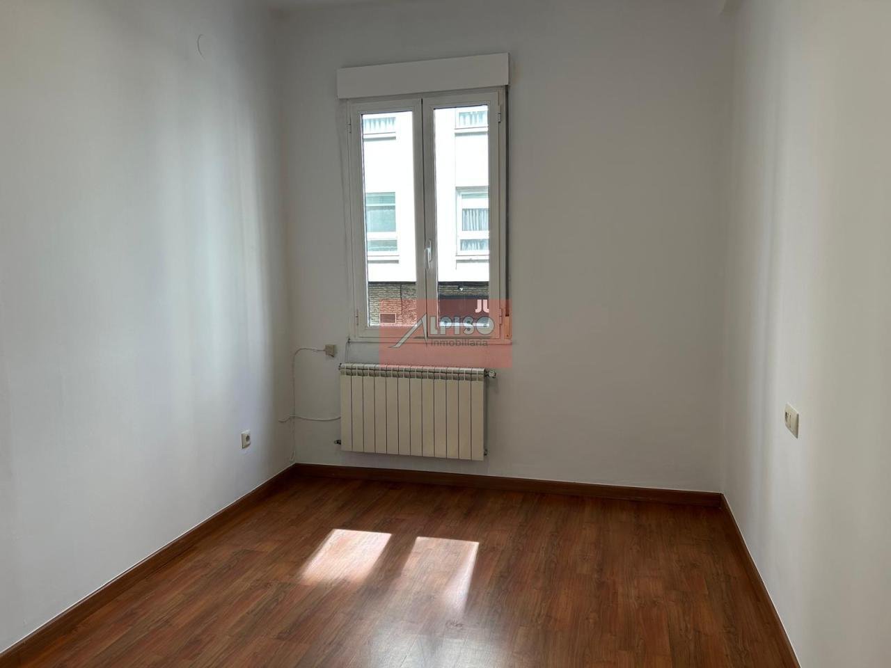 Piso de 93 m² en Ourense