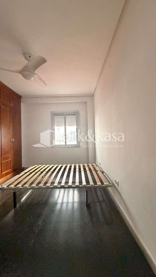 Pis de 75 m² a València