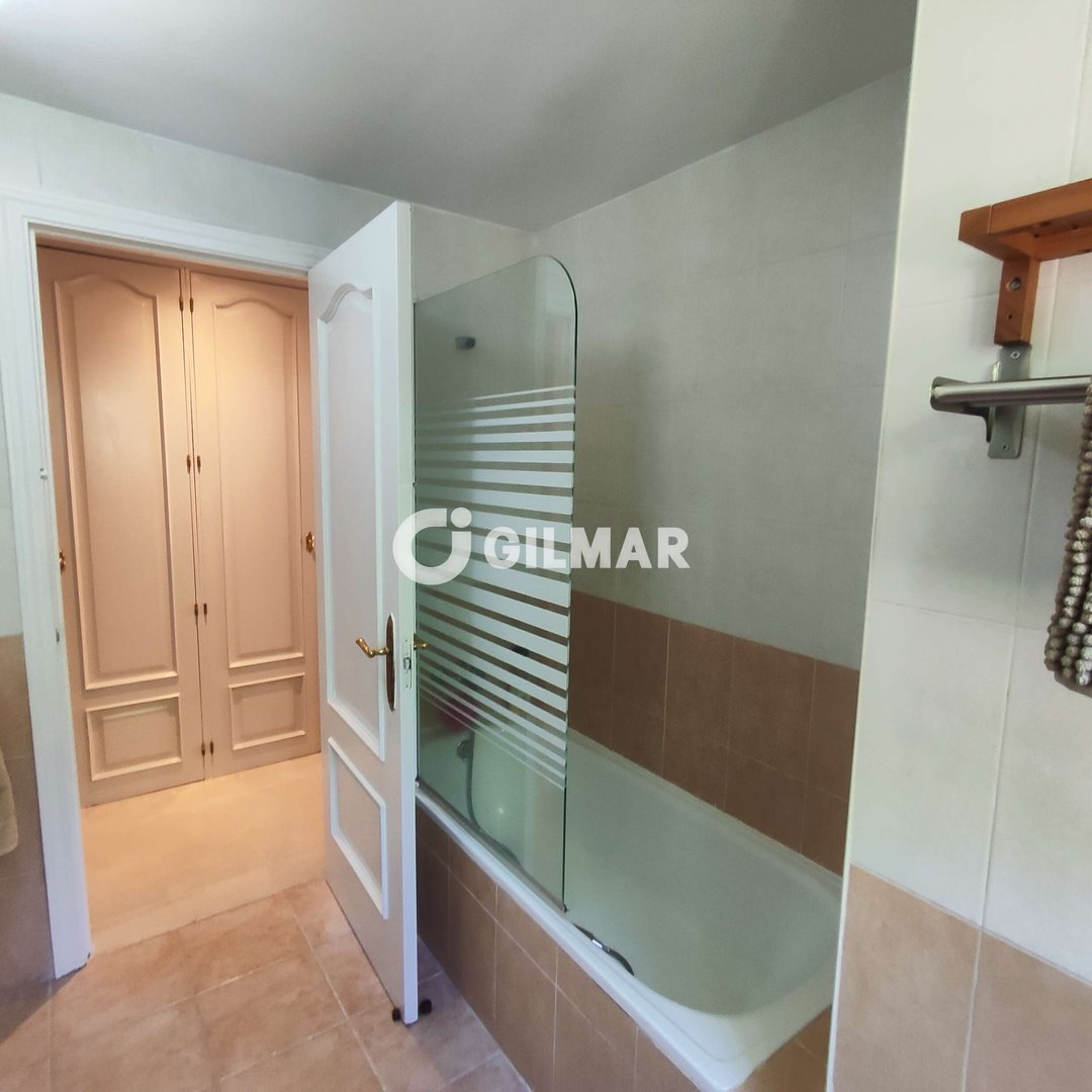 Piso de 90 m² en Molledo