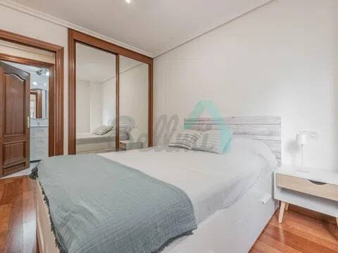 Piso de 49 m² en Oviedo