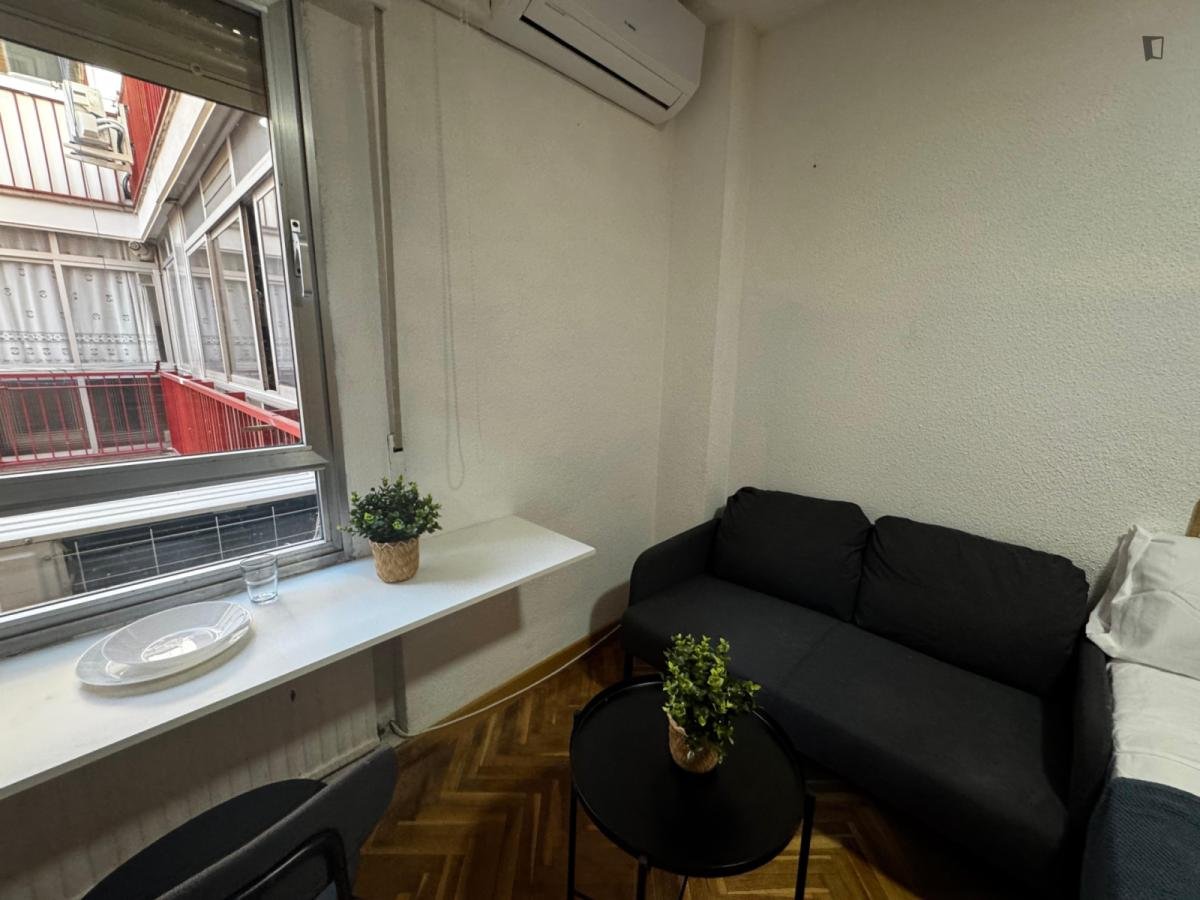 Habitació de lloguer, Madrid
