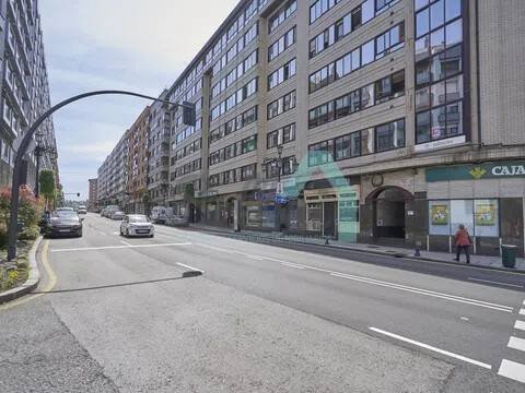 Piso de 70 m² en Oviedo