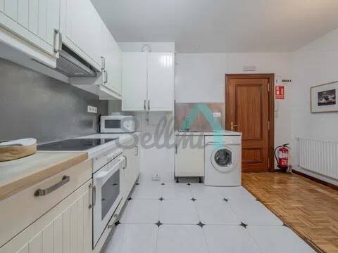 Piso de 89 m² en Oviedo