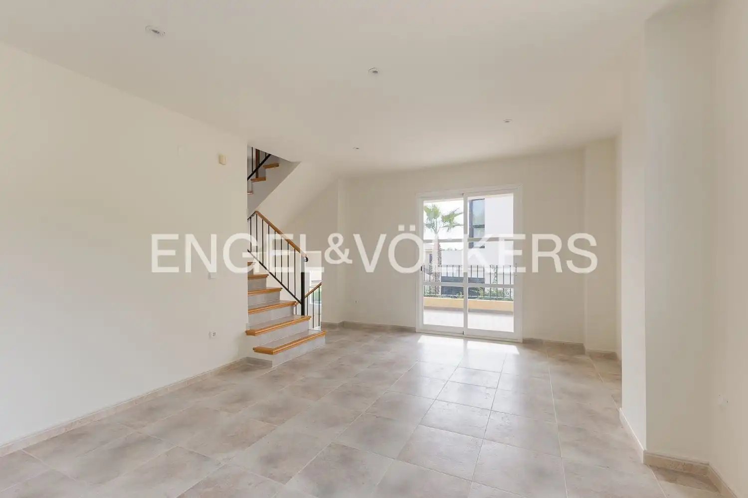 Casa de 250 m² a Riba-roja de Túria