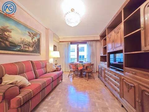 Piso de 85 m² en Zaragoza