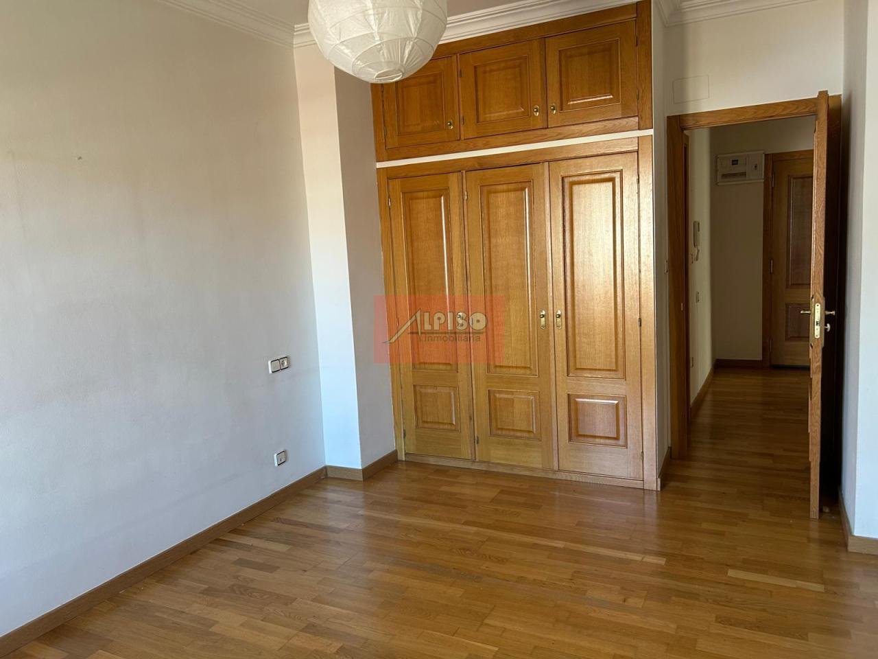 Piso de 81 m² en Ourense