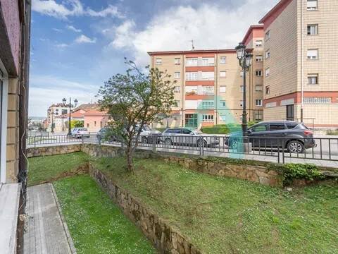 Piso de 101 m² en Oviedo