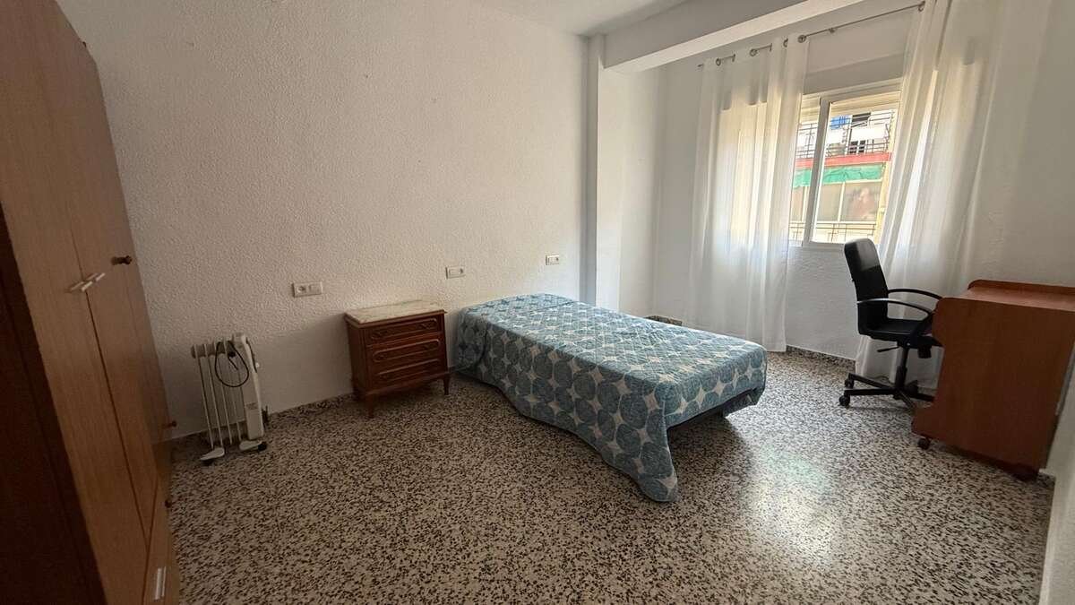 Piso de 80 m² en Granada