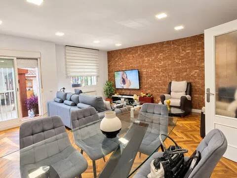Haus 255 m² in Seseña