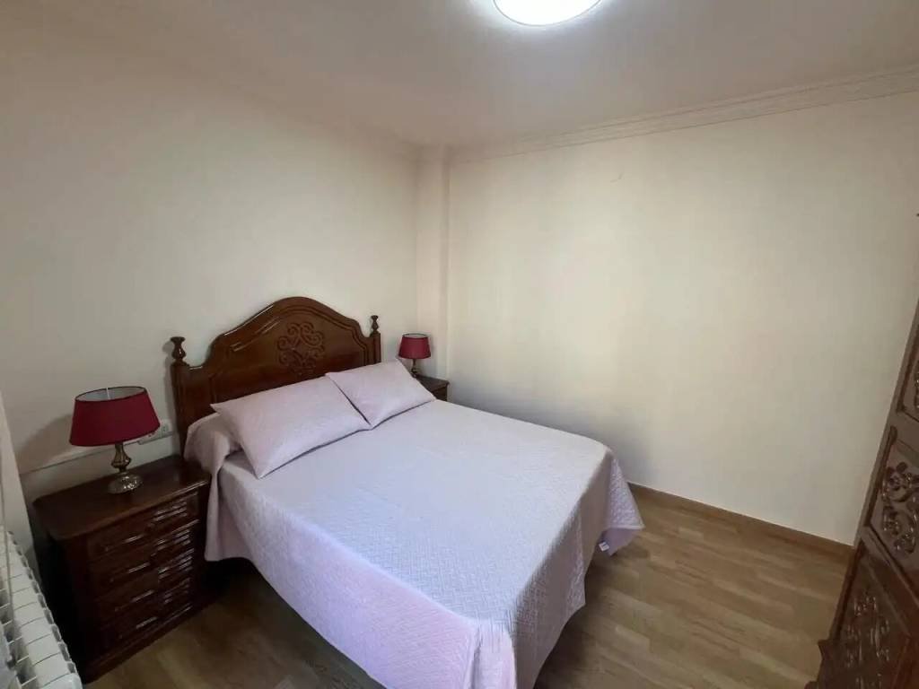 Piso de 74 m² en Ourense