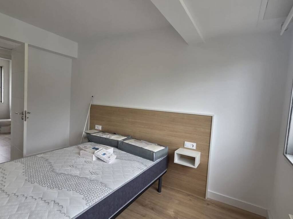 Piso de 75 m² en Santiago de Compostela