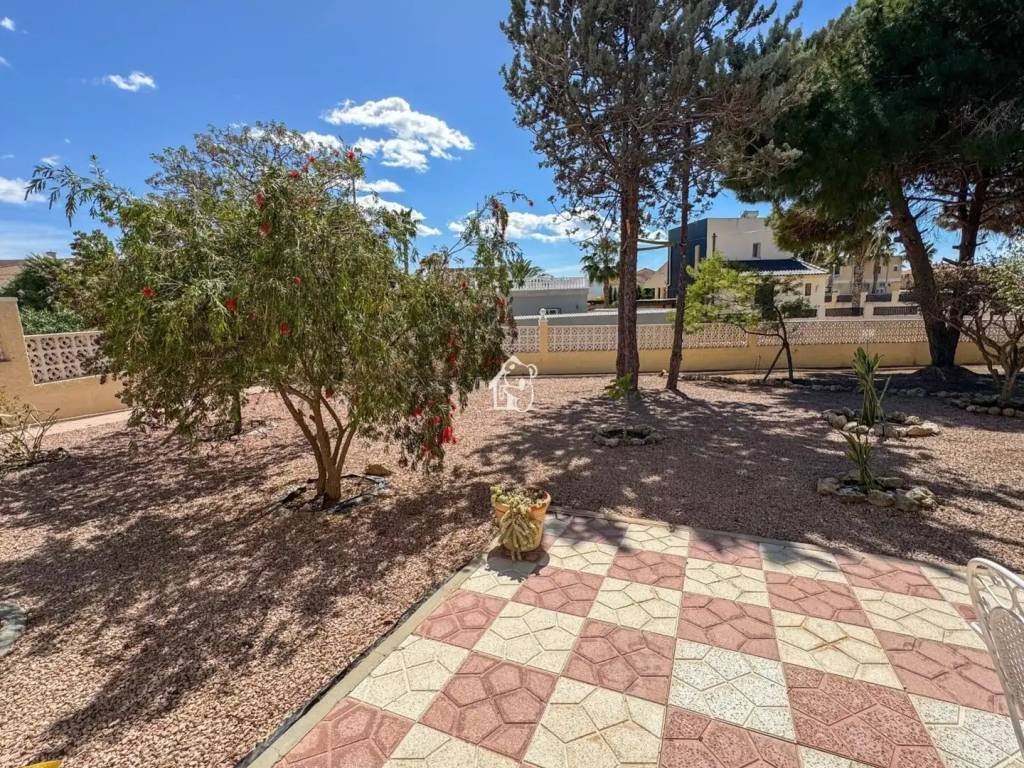 Casa de 1250 m² en Rojales