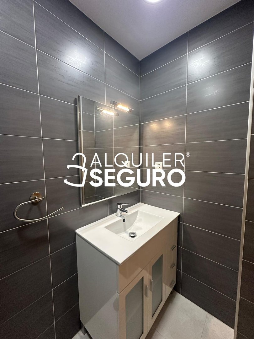 Wohnung 65 m² in Madrid