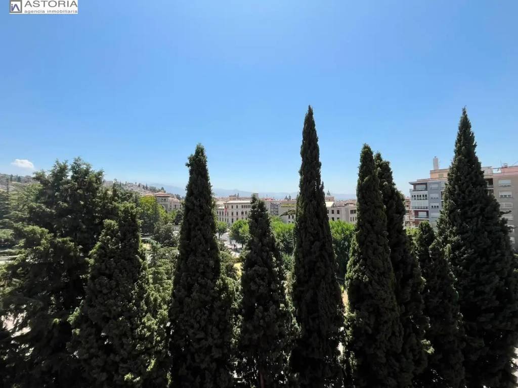 Piso de 175 m² en Granada