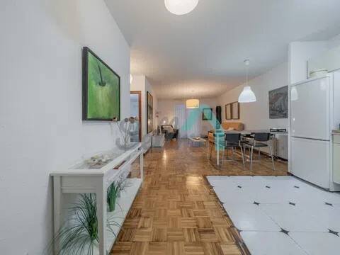 Piso de 89 m² en Oviedo