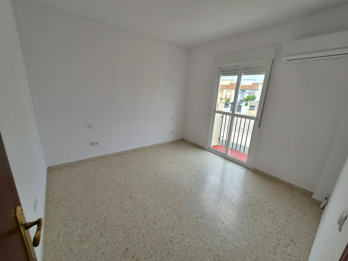 Pis de 120 m² a Bollullos de la Mitación