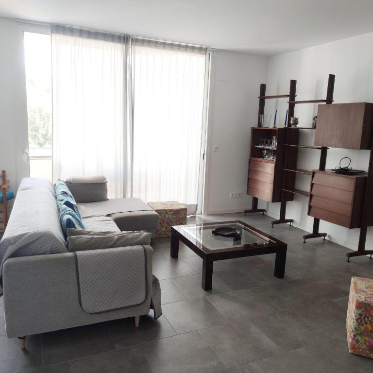 Pis de 85 m² a Badalona
