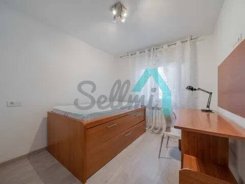 Piso de 90 m² en Oviedo