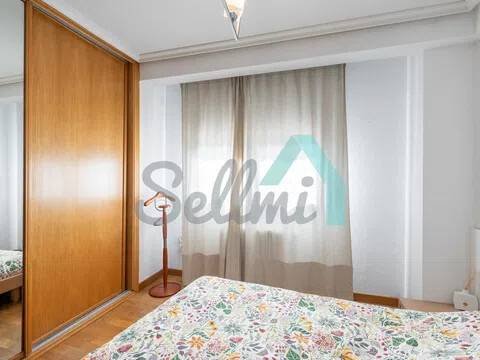 Piso de 98 m² en Oviedo