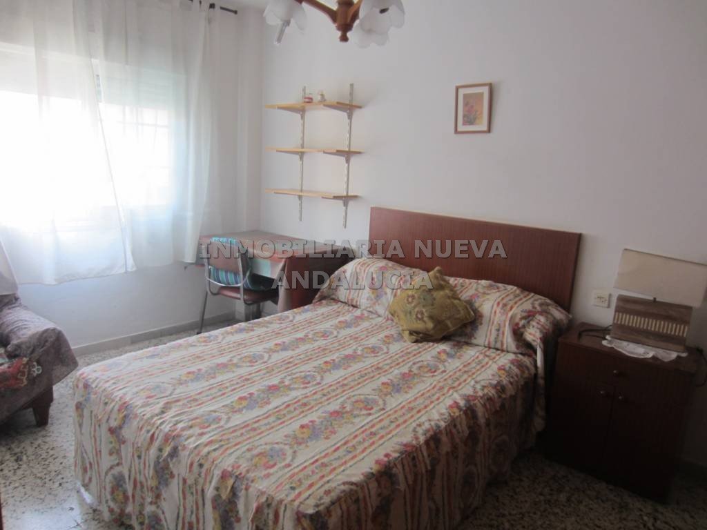 Piso de 84 m² en Almería