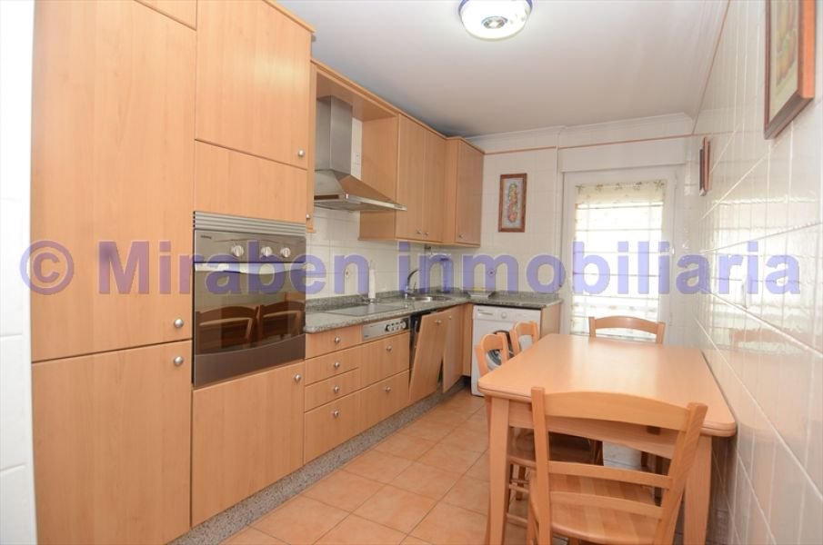 Piso de 95 m² en Boiro