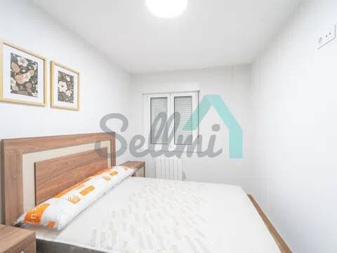 Piso de 101 m² en Oviedo