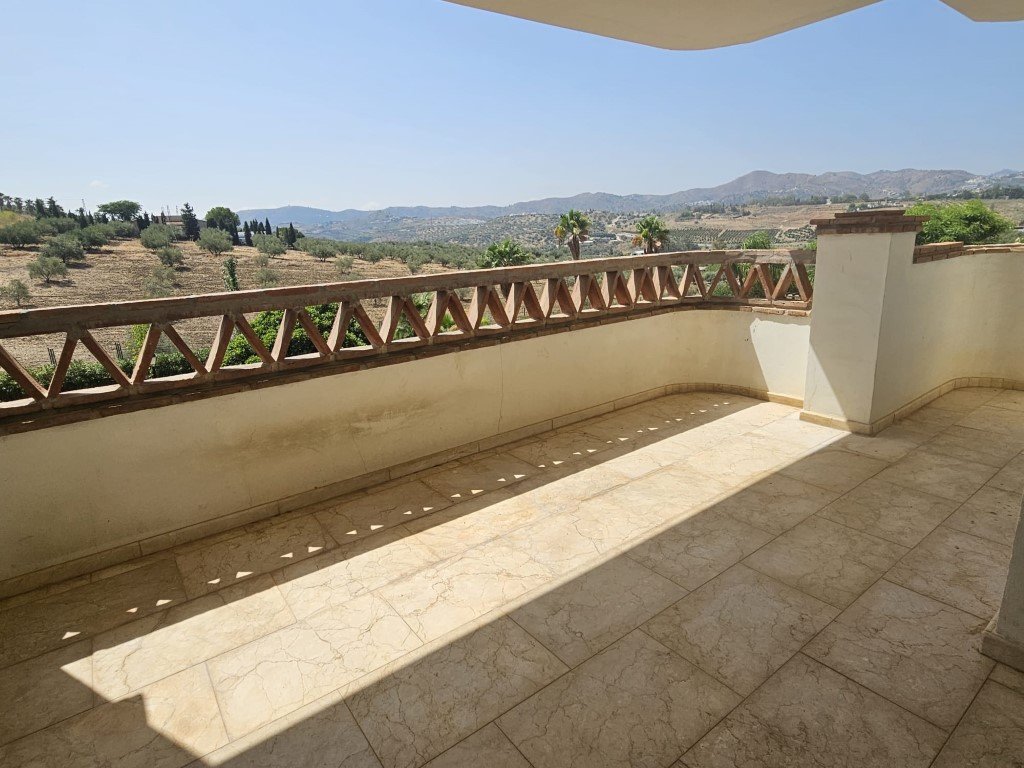 Piso de 80 m² en Alcaucín