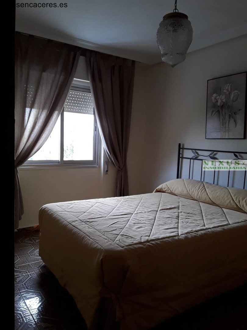 Appartamento 90 m² a Cáceres