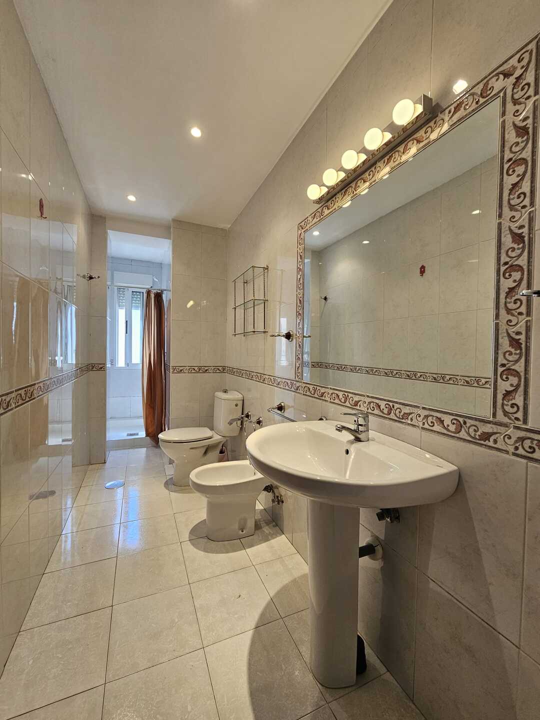 Habitación 150 m², Granada