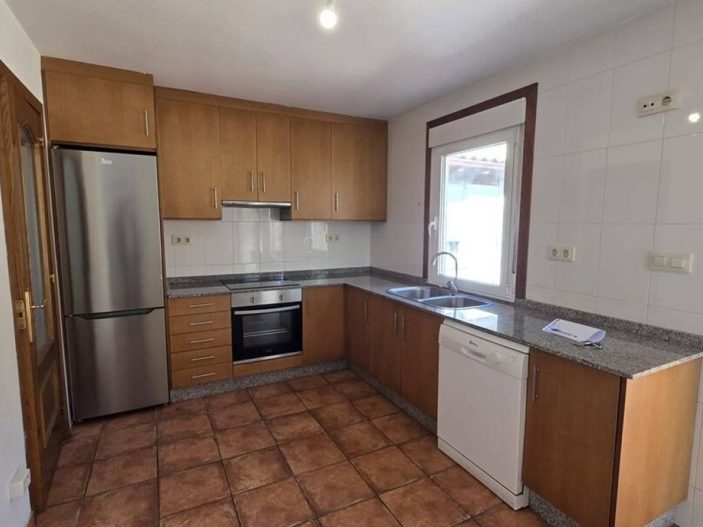 Casa de 180 m² en Teo