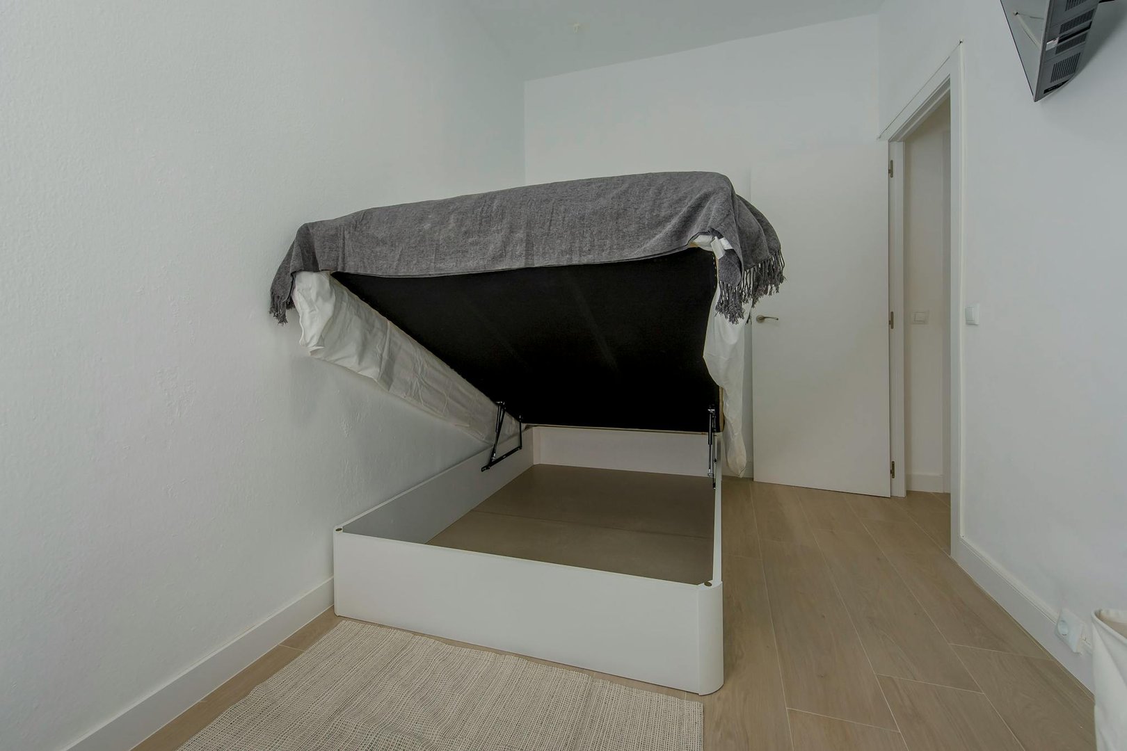Habitació de lloguer, Madrid