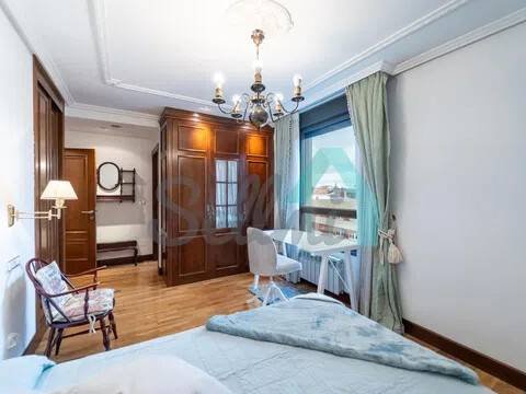 Piso de 120 m² en Oviedo