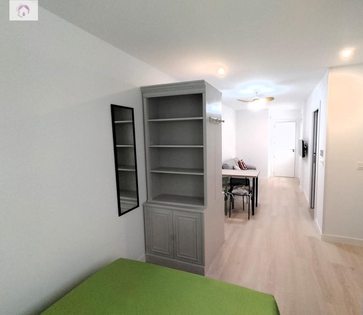 Flat 35 m² in Granada