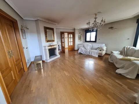 Piso de 178 m² en Avilés