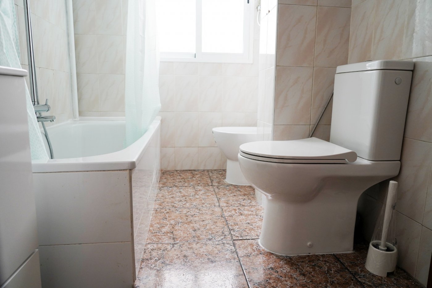 Zimmer 77 m², Valencia