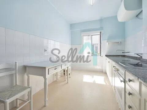 Piso de 77 m² en Gijón