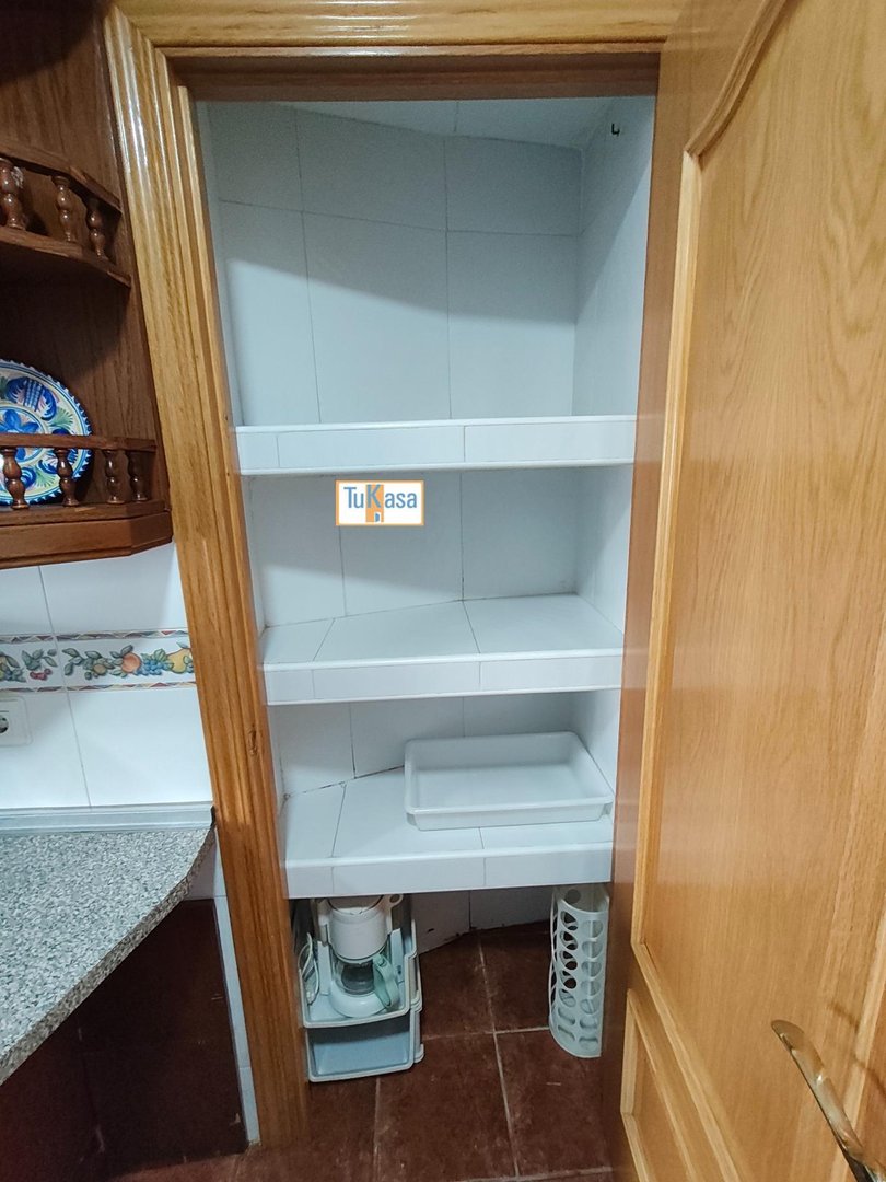 Habitación 110 m², Cáceres