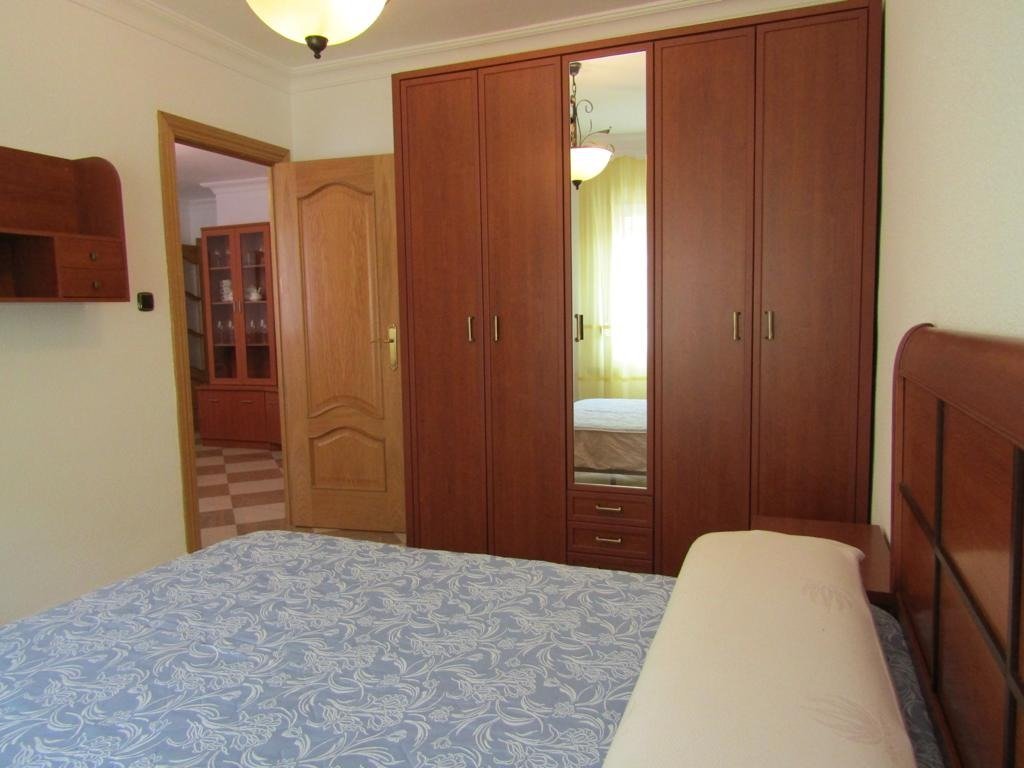 Piso de 90 m² en Granada