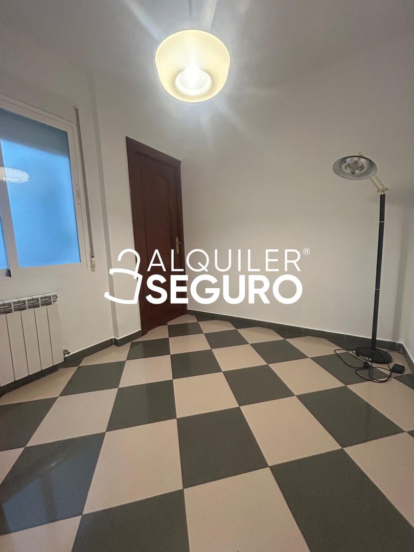 Piso de 100 m² en Granada