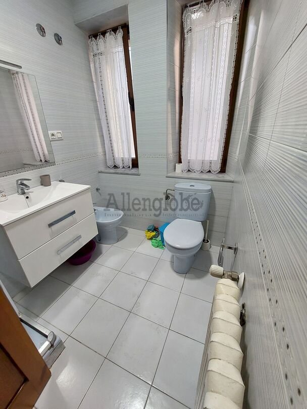 Piso de 75 m² en Oviedo