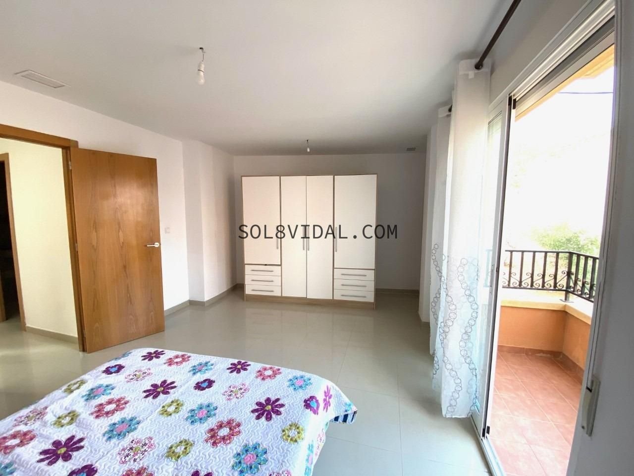 Casa de 180 m² a Oriola