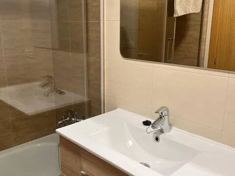 Piso de 50 m² en Ares