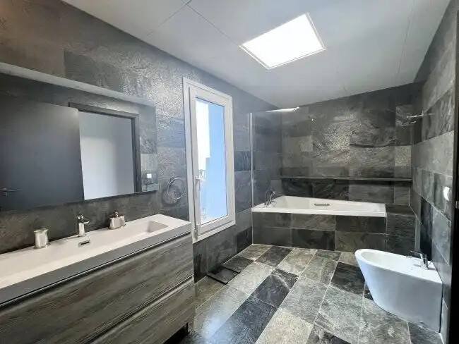 Casa de 640 m² en Manilva