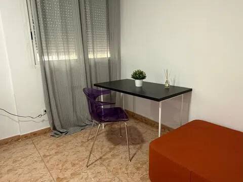 Piso de 100 m² en La Almunia de Doña Godina